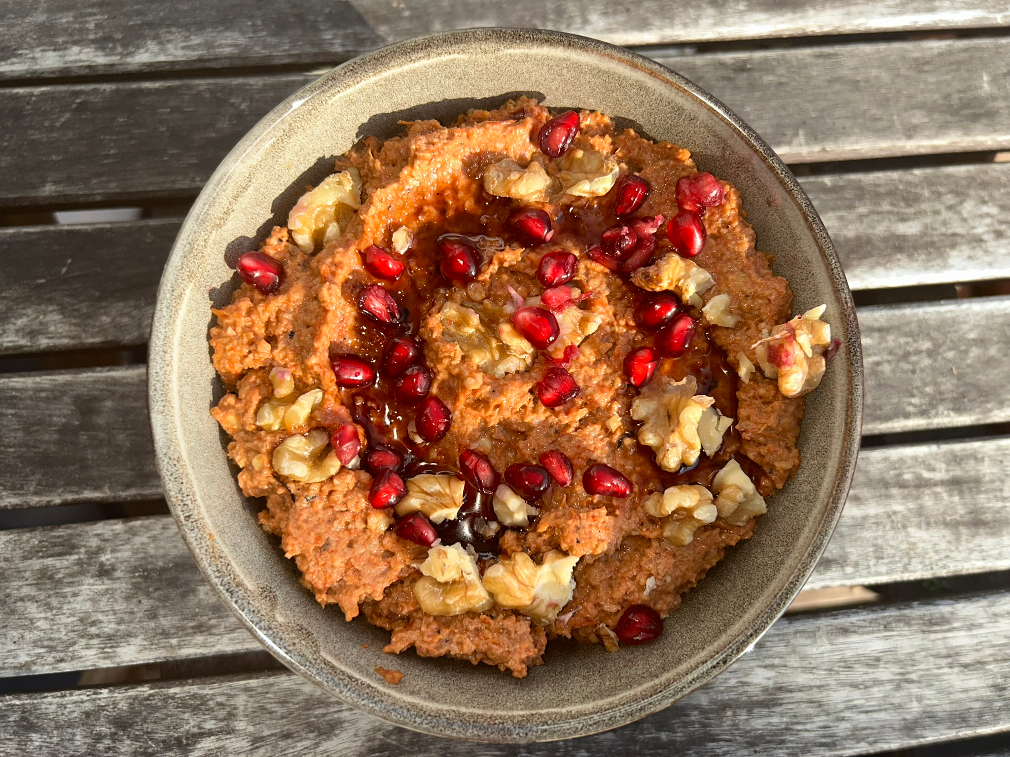 Mehr über den Artikel erfahren Muhammara: A dip from heaven